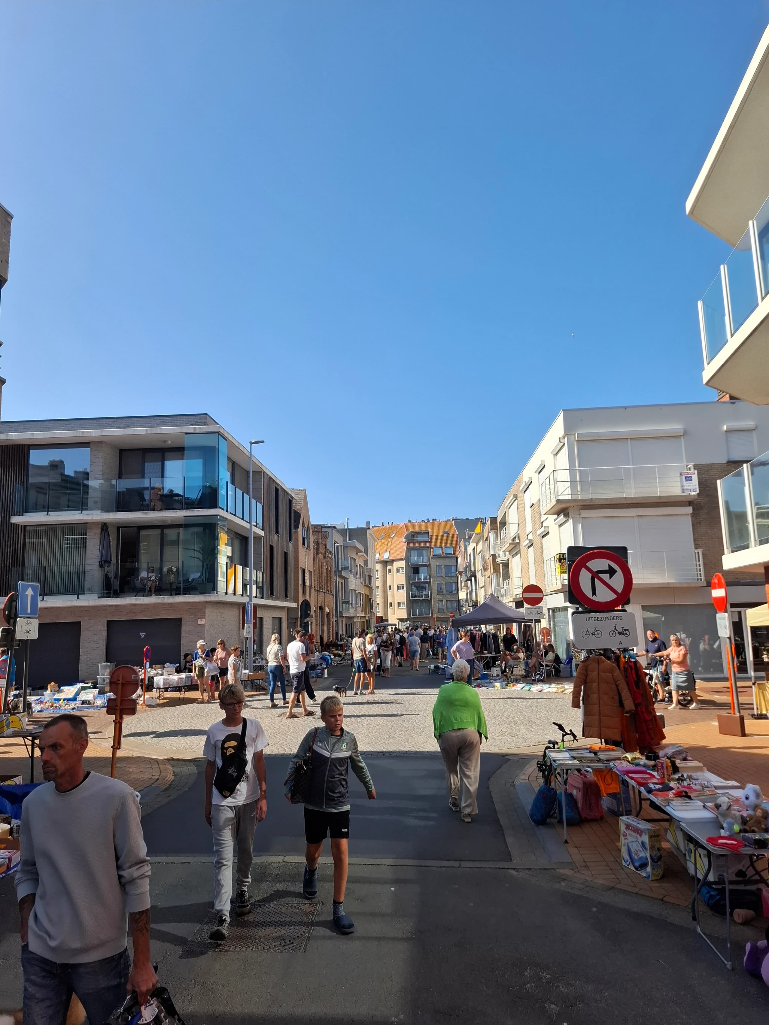 Afbeelding 1 bij Braderie rommelmarkt